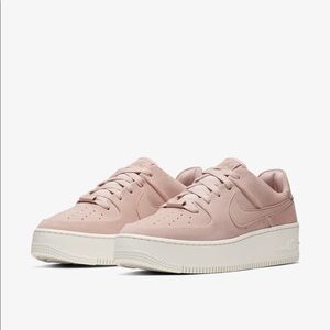 nike air force 1 sage low beige